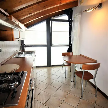 Tintoretto Stupendo Due E Terrazza Διαμέρισμα